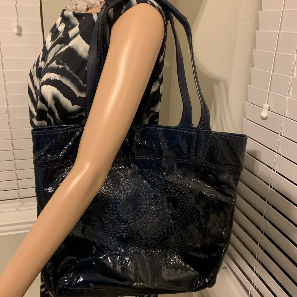 Coach patent leather stylish tote